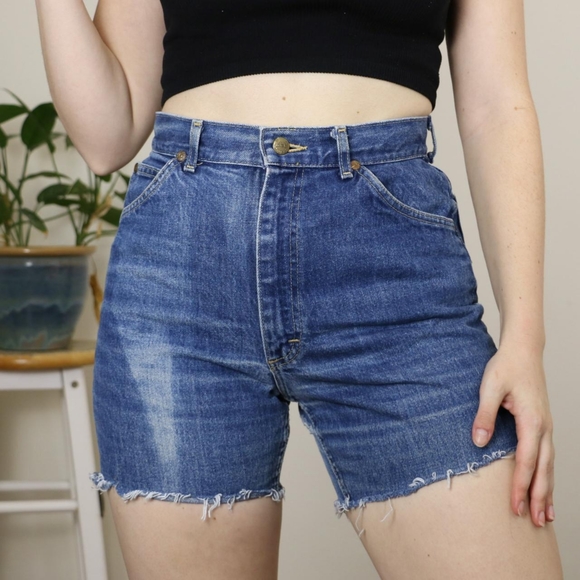 Lee Vintage Denim Shorts - Picture 3 of 5